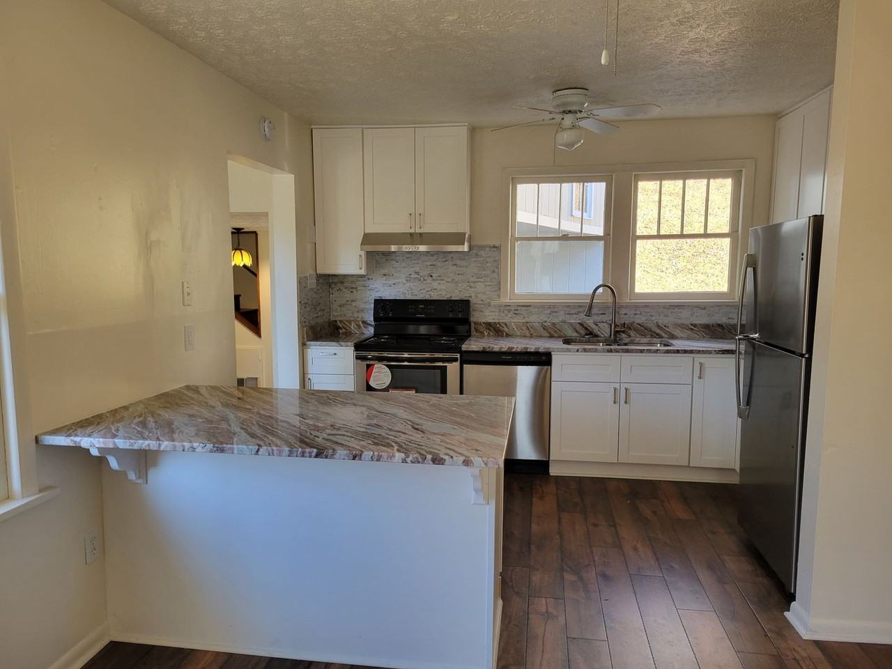 286 Hookers Gap Rd - Photo 5 of 19