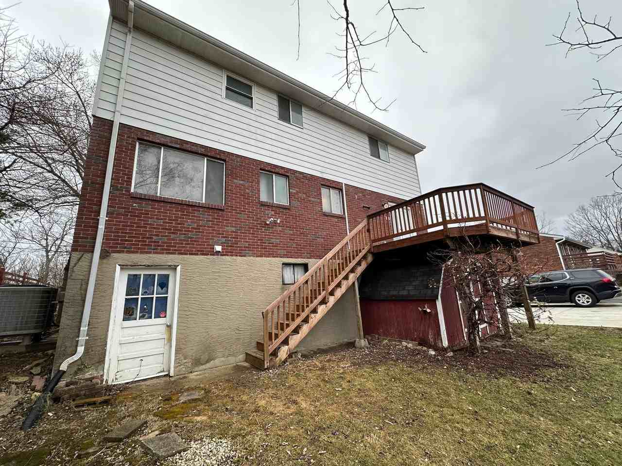9510 Brehm Rd - Photo 6 of 28