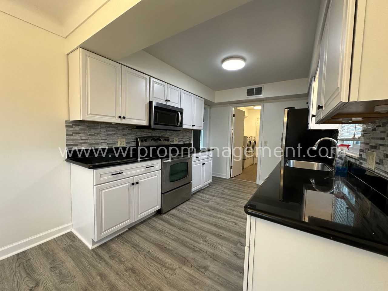 3308 Kingsgate Rd - Photo 2 of 8