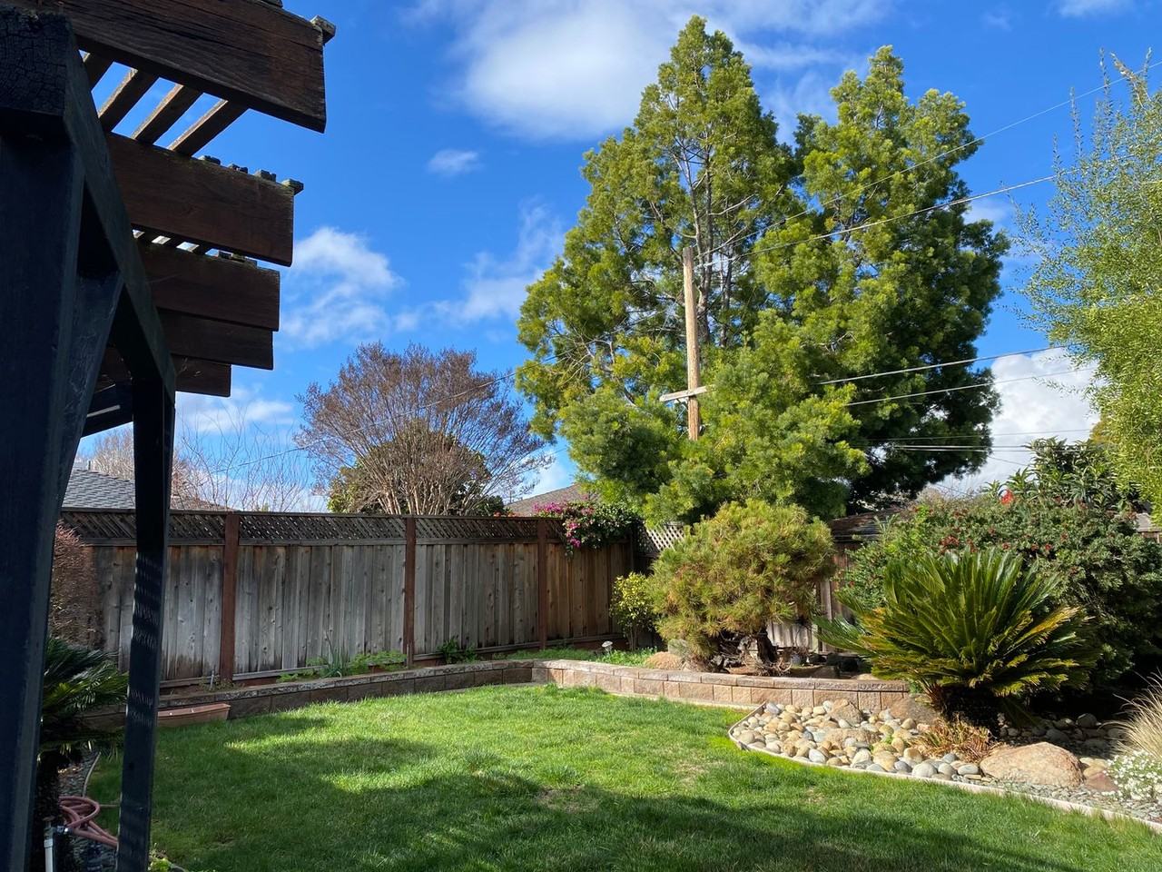 3371 Oxford Ln - Photo 2 of 36