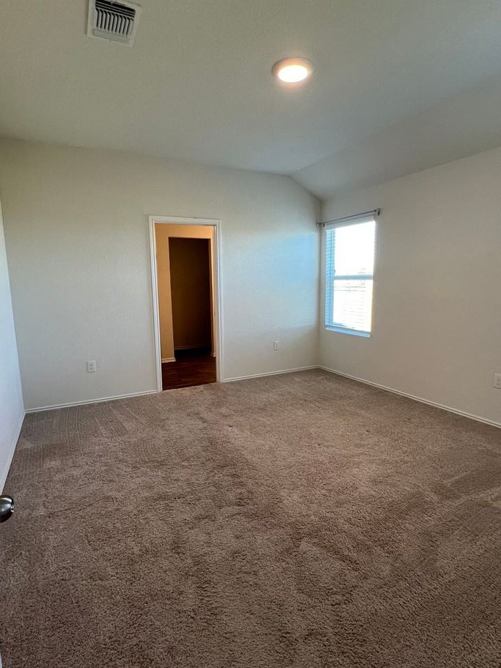 11902 Pyrite Rd - Photo 7 of 15
