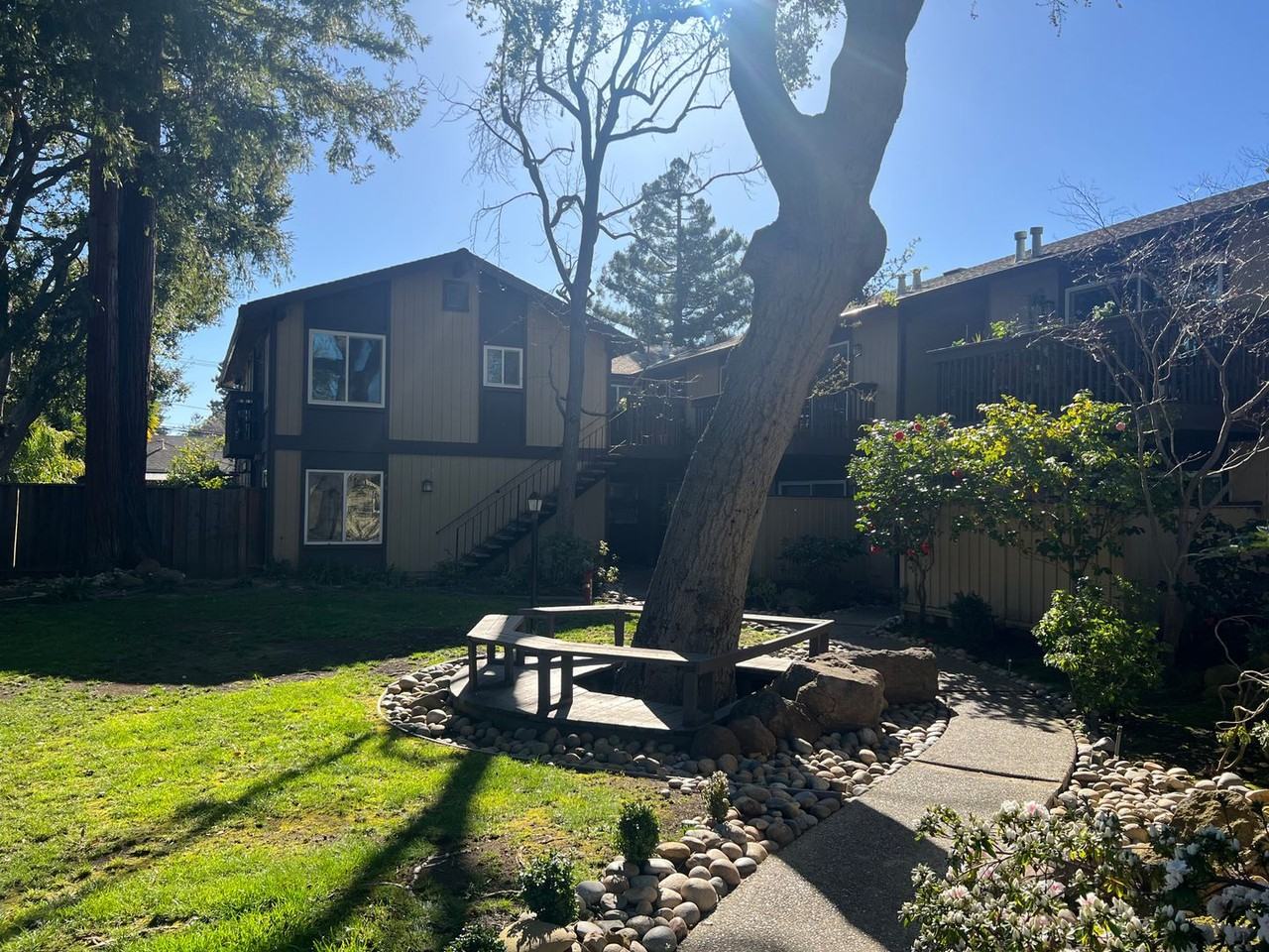 321 Easy St - Photo 2 of 15