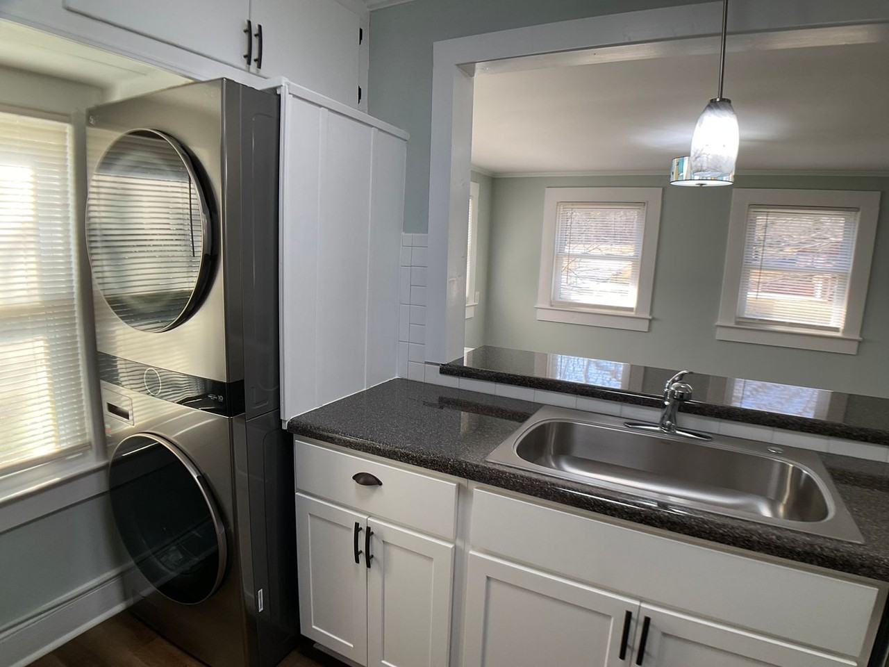 107 West Ave - Photo 7 of 27