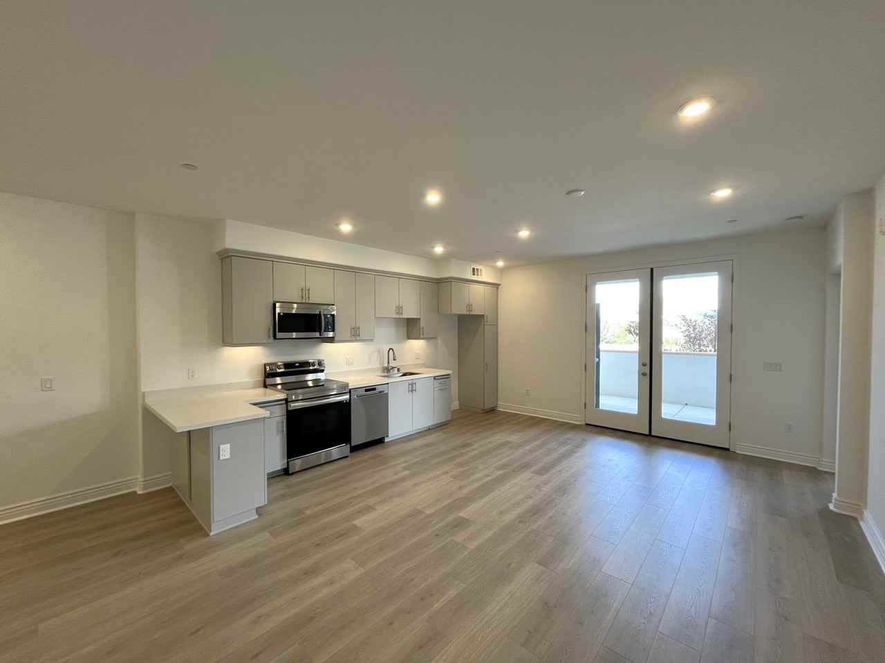 935 Madonna Rd #102 - Photo 4 of 33