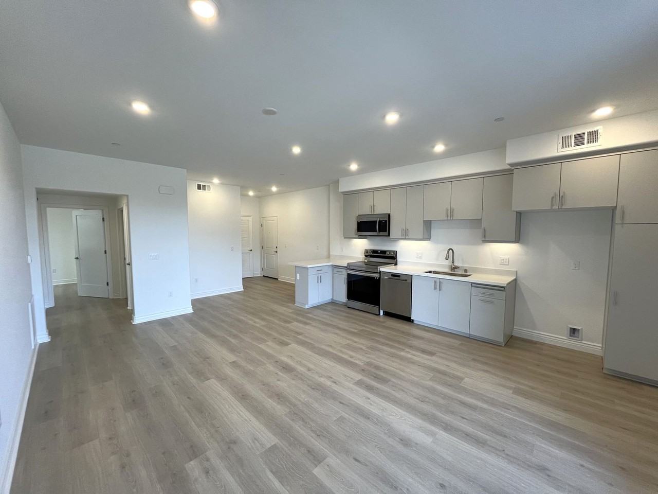 935 Madonna Rd #102 - Photo 5 of 33