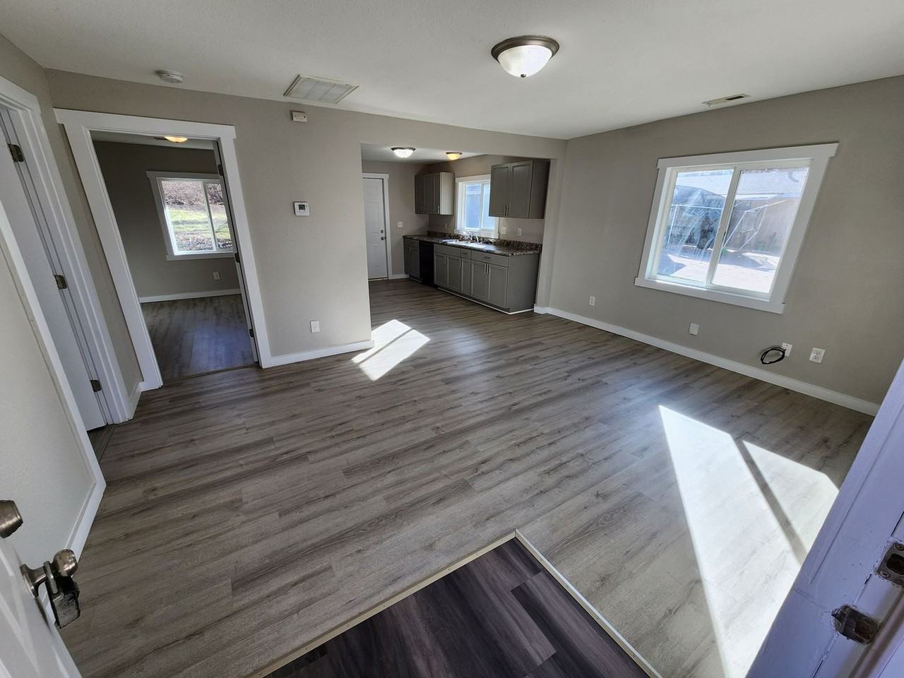 2940 W Harrison St - Photo 3 of 32