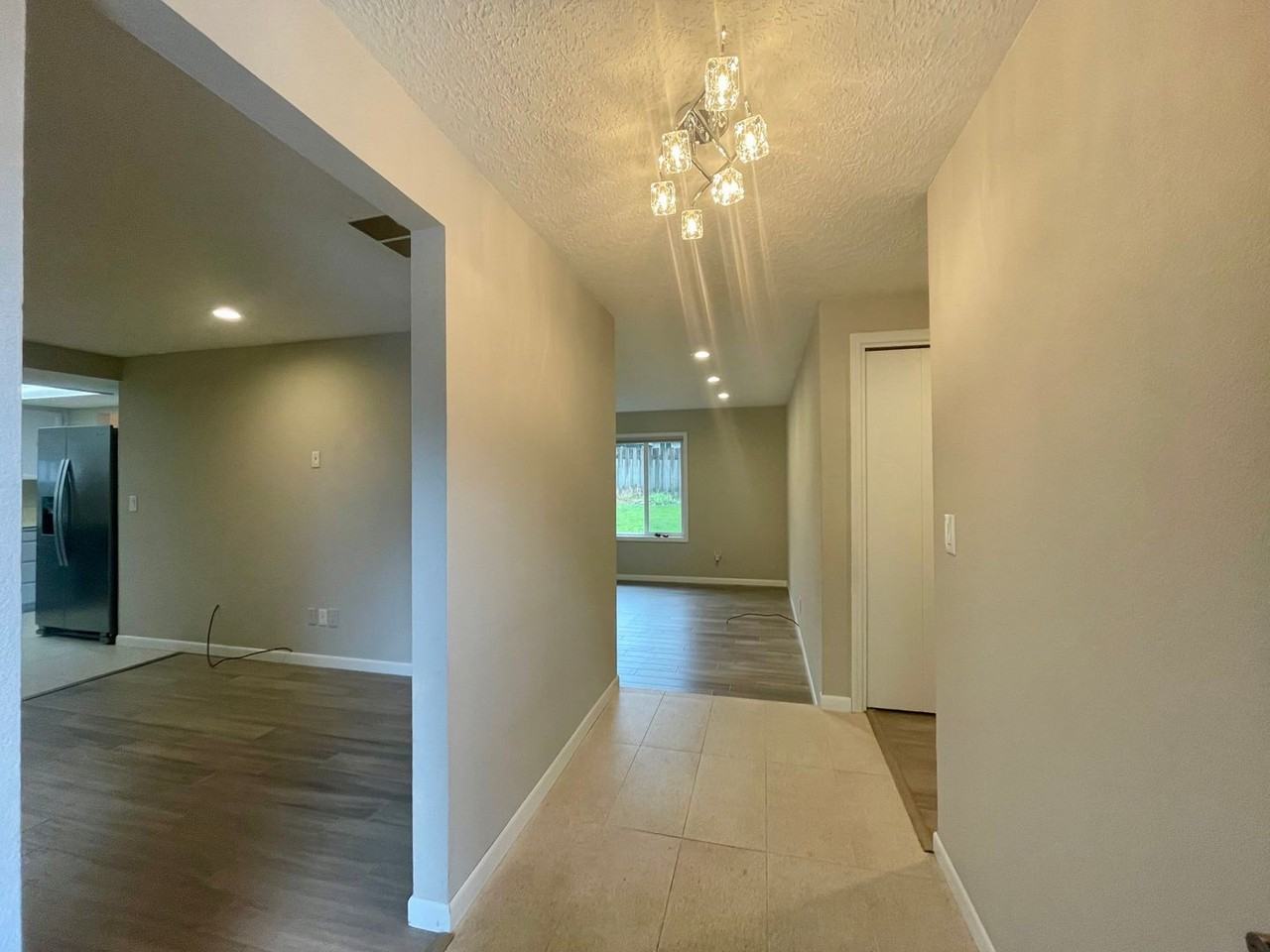 12956 Se 126th Ave - Photo 4 of 50