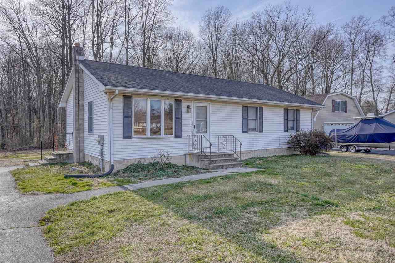 115 Hagerty Pl - Photo 2 of 25