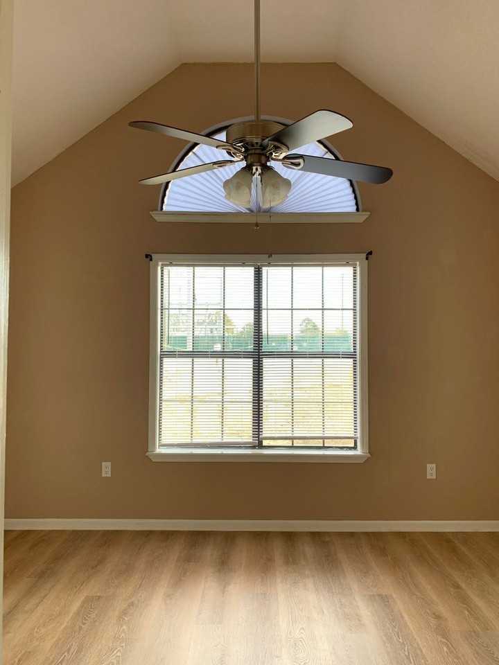 4619 S Caraway Rd - Photo 7 of 15