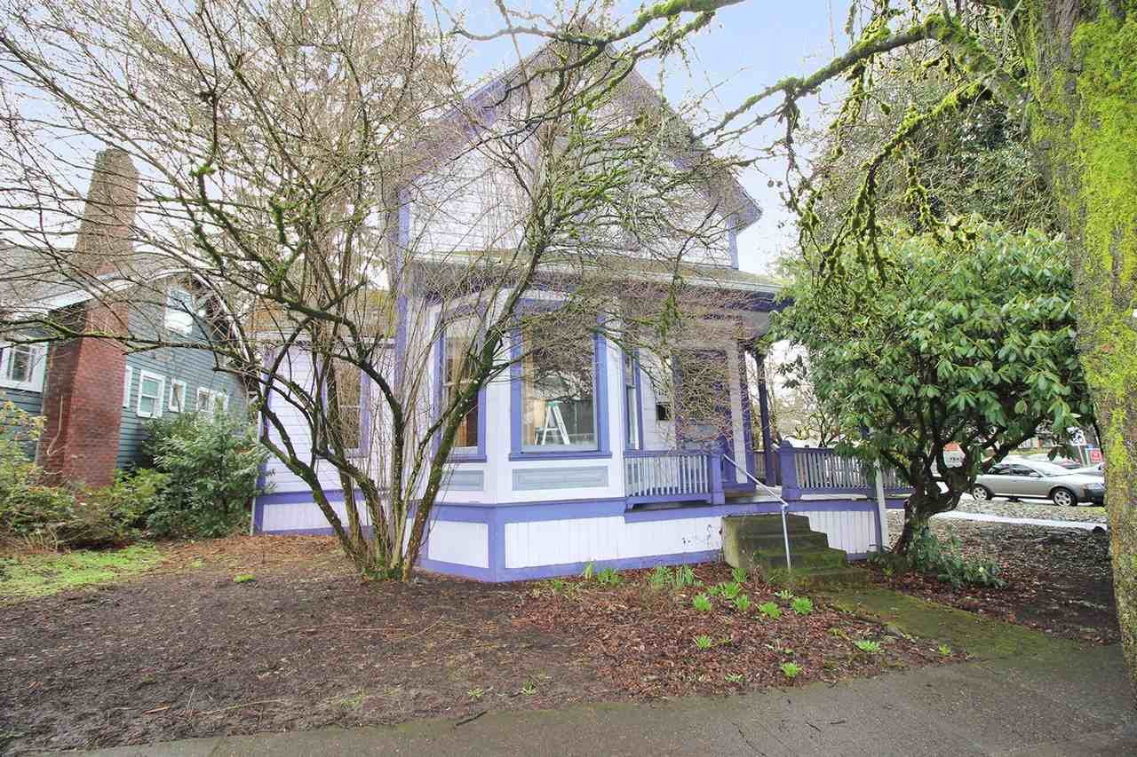 5112 Se Hawthorne Blvd - Photo 2 of 26