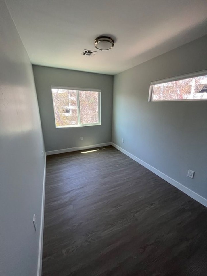 6238 Adobe Dr - Photo 4 of 19