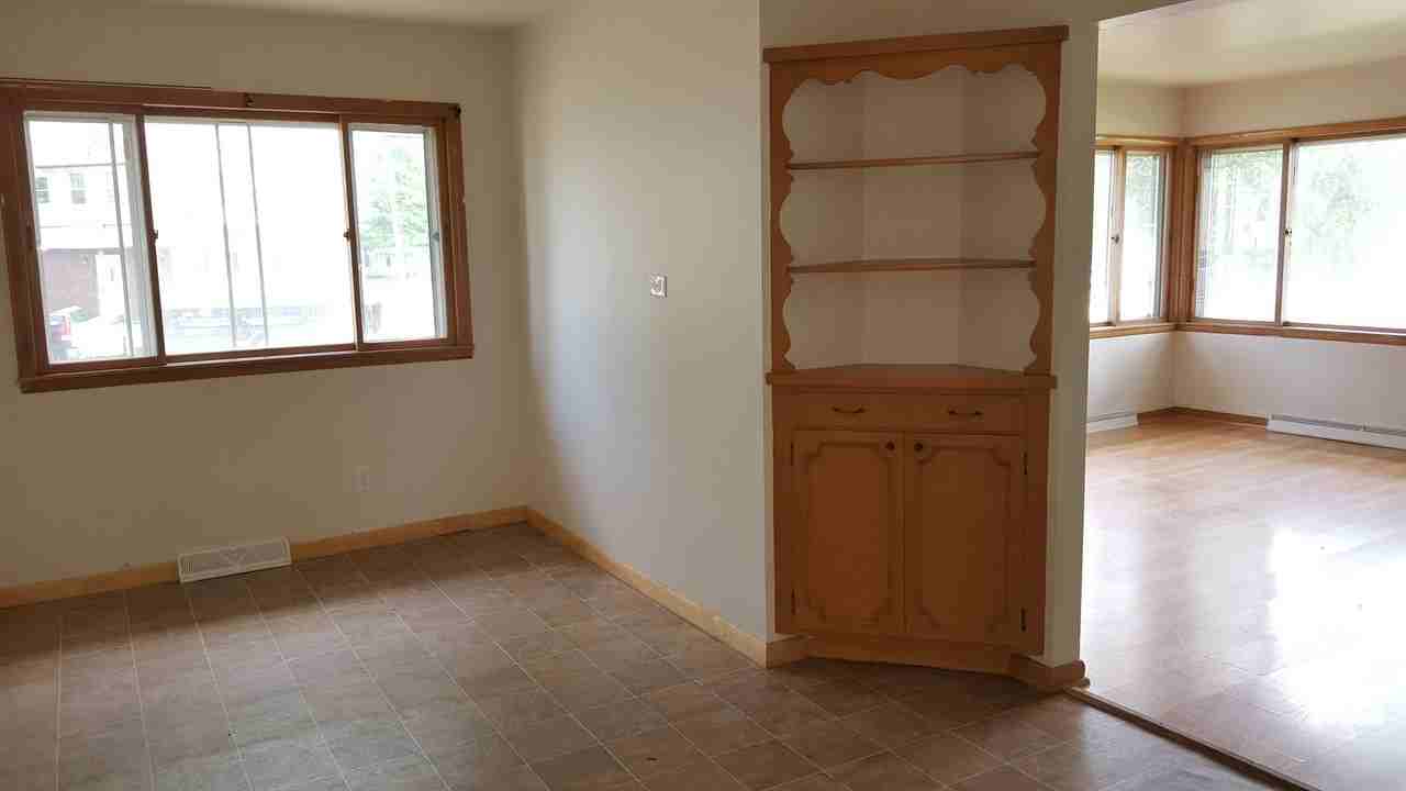 450 7th Avenue South - Photo 3 of 7