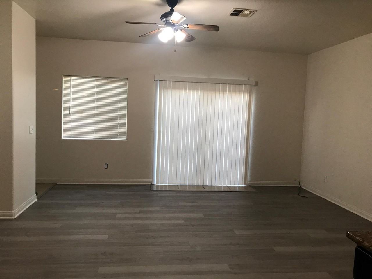 8656 North Loop Blvd - Photo 3 of 11