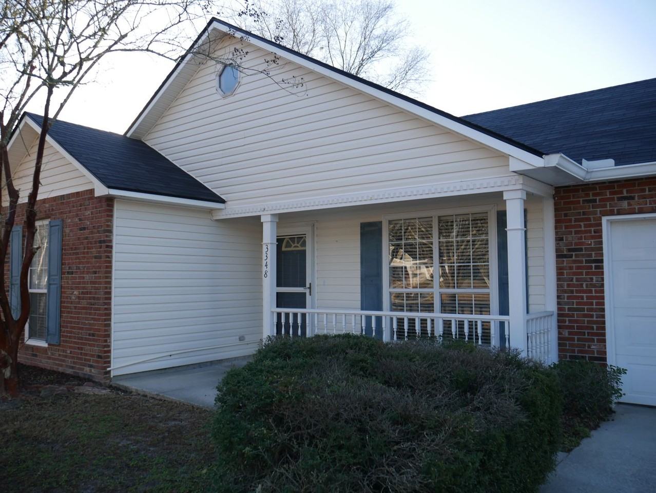 3348 Summit Chase Dr - Photo 2 of 42