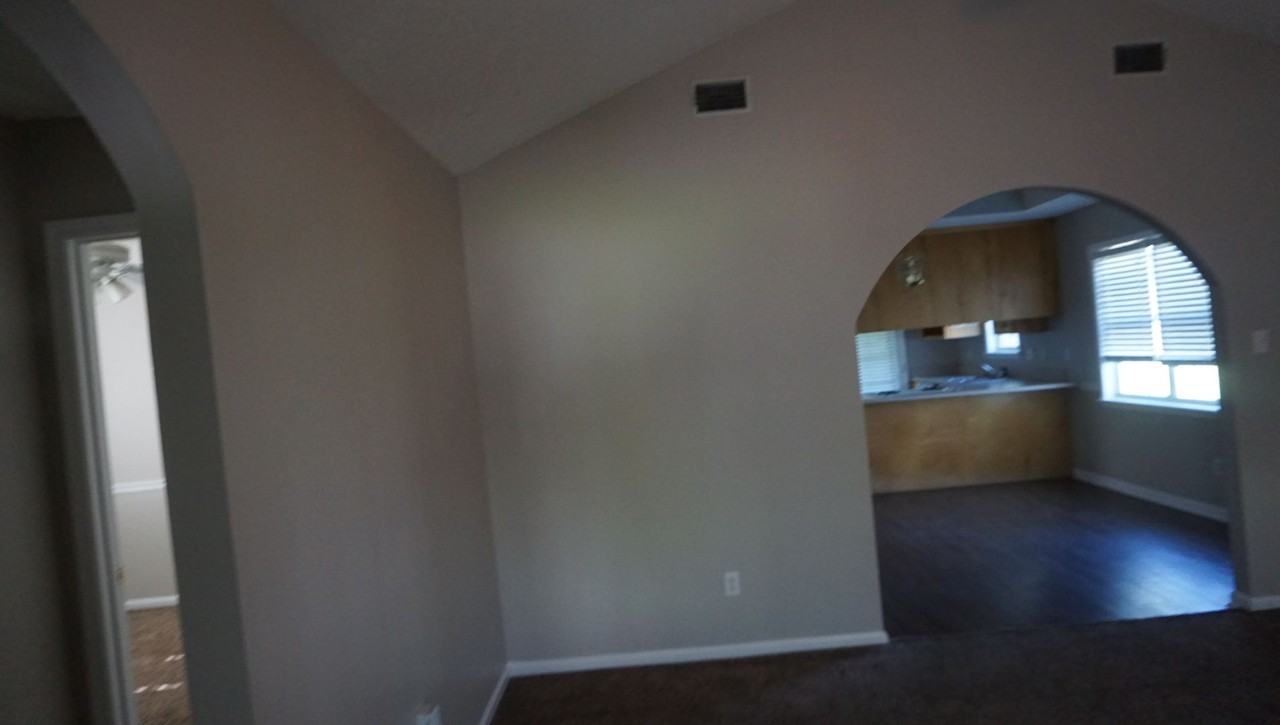 3348 Summit Chase Dr - Photo 5 of 42