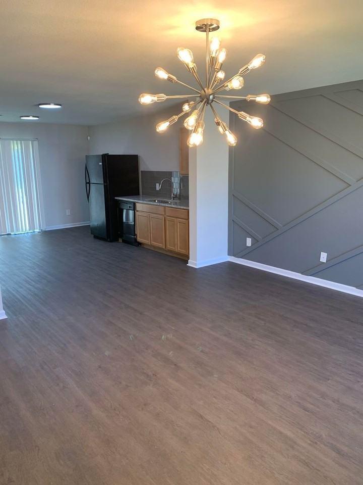 148 Whitestone Dr Ne - Photo 2 of 22