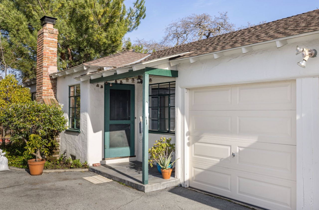 21012103, 21212123 Williams St. 21012103, 21212123 Williams St