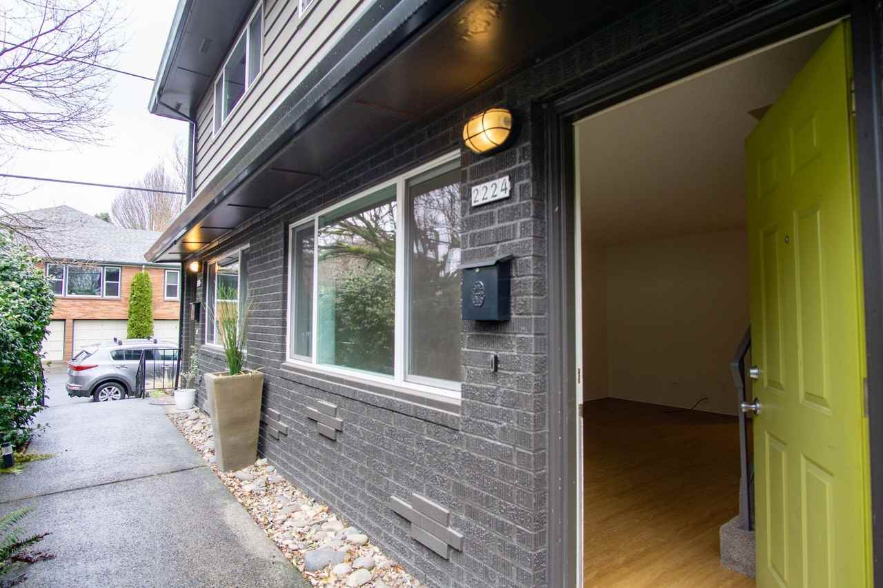 2224 Ne Halsey St - Photo 2 of 19