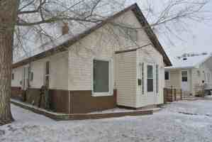 featured image of 616 616 14th St SE