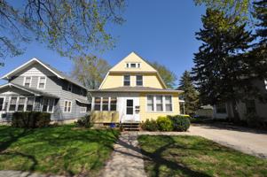 featured image of 914 Lyndale St