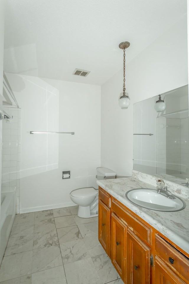 5770 Taggart Drive - Photo 3 of 27