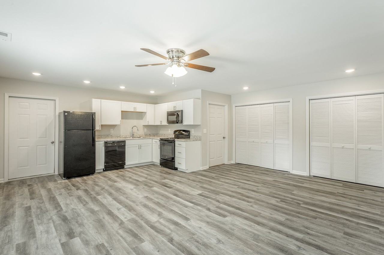 1318 Ely Road - Photo 2 of 21