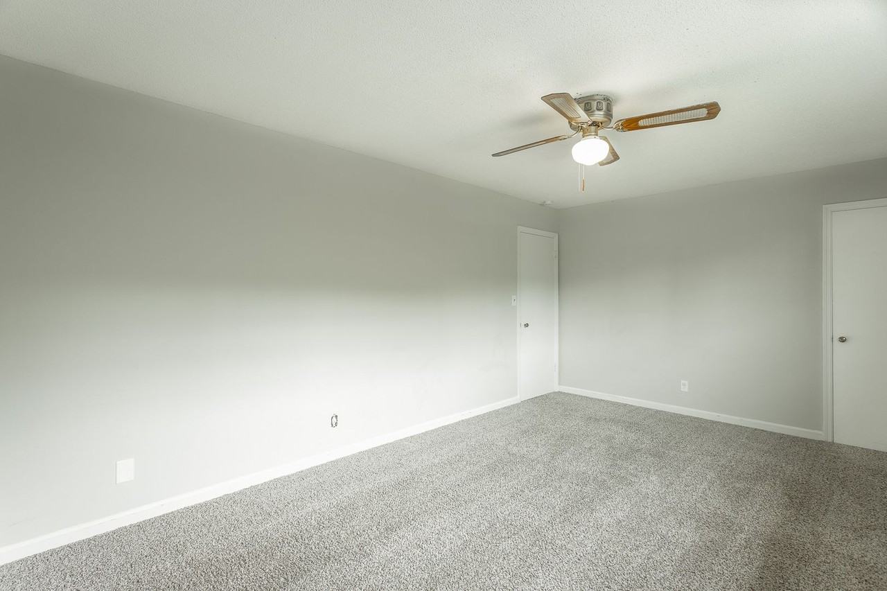 506 Ely Road - Photo 3 of 34