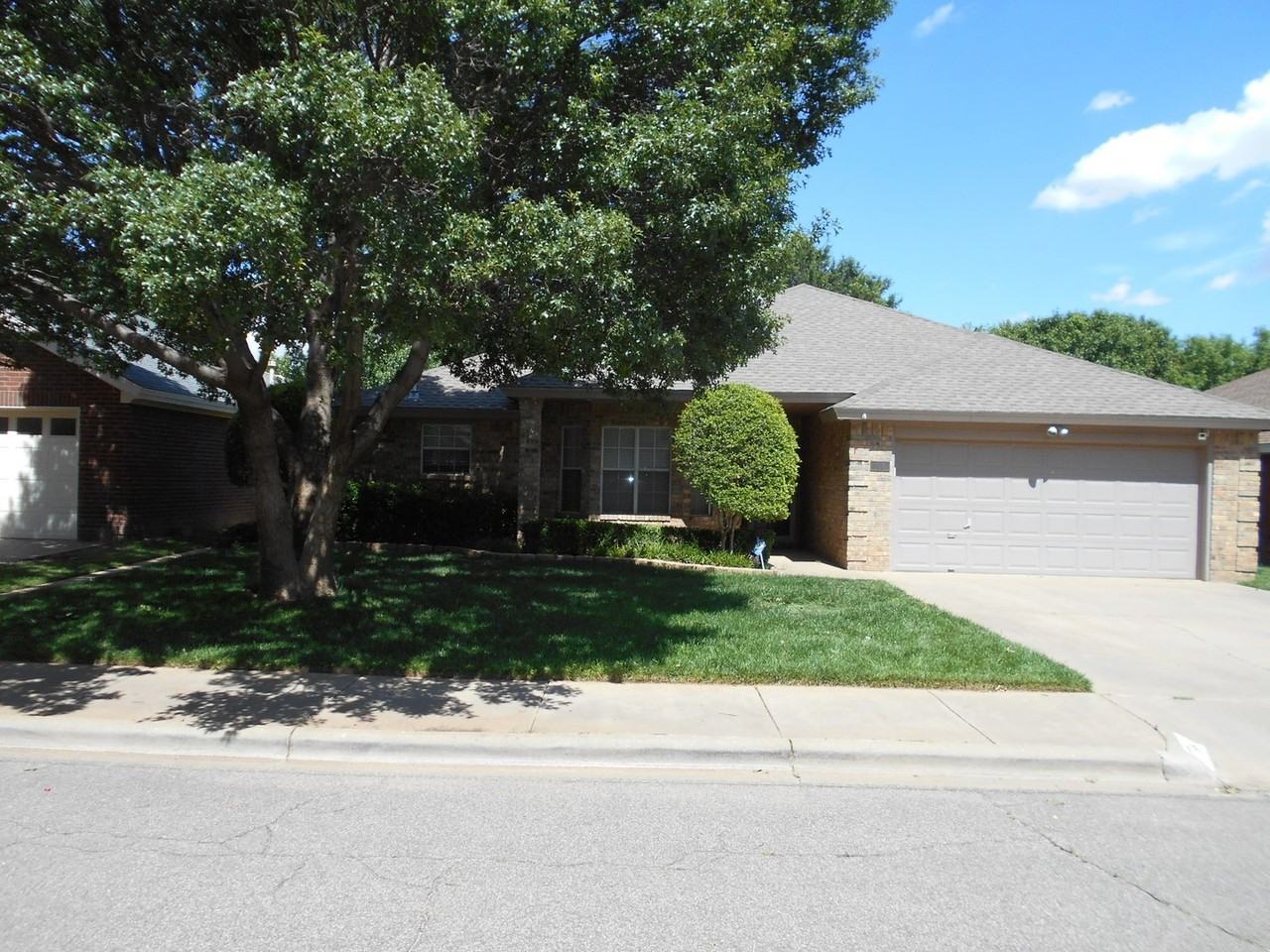 6613 Brentwood Ave - Photo 3 of 15