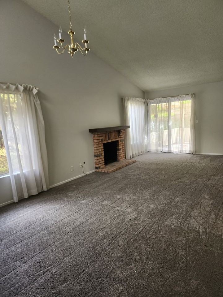 17827 Avenida Cordillera #48 - Photo 4 of 22