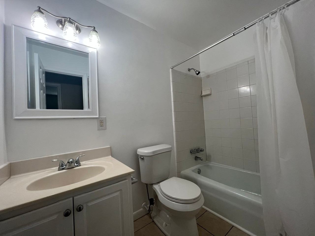 890 Bedrock Dr - Photo 7 of 17
