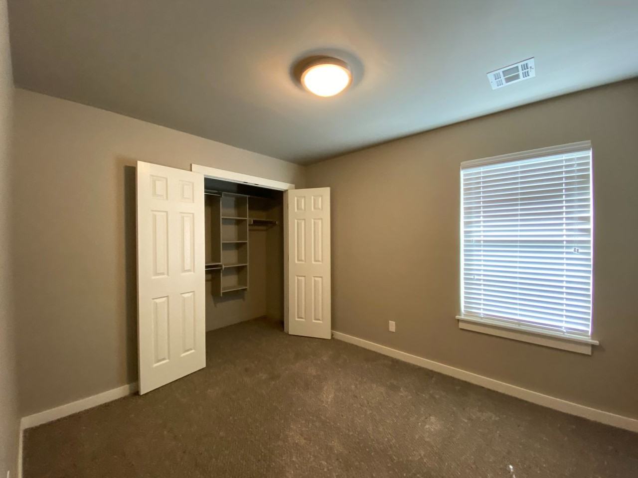 1503 Macalpine St - Photo 2 of 24