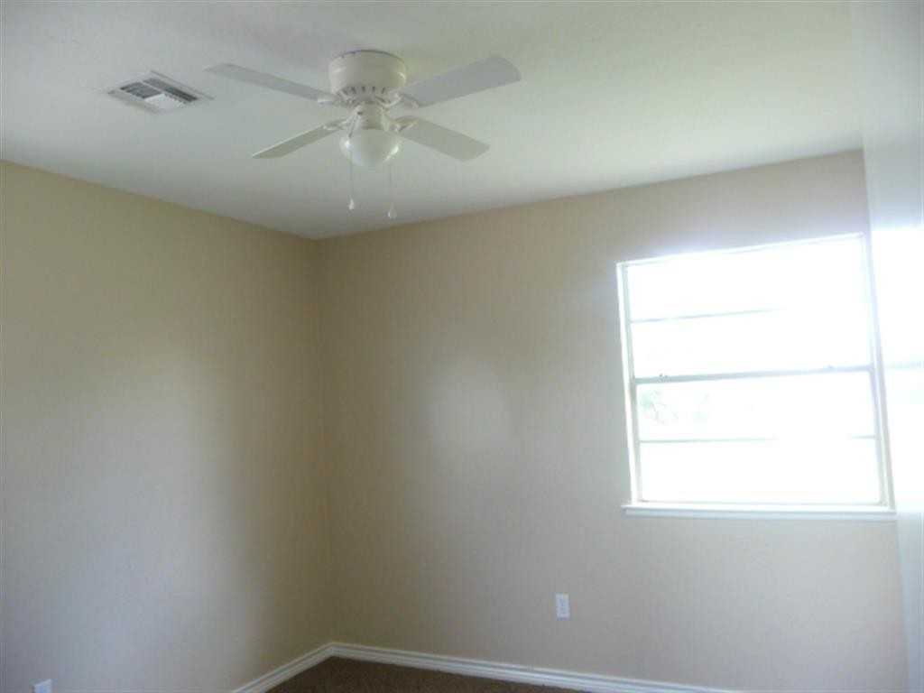 5334 Nw Liberty Ave - Photo 5 of 7