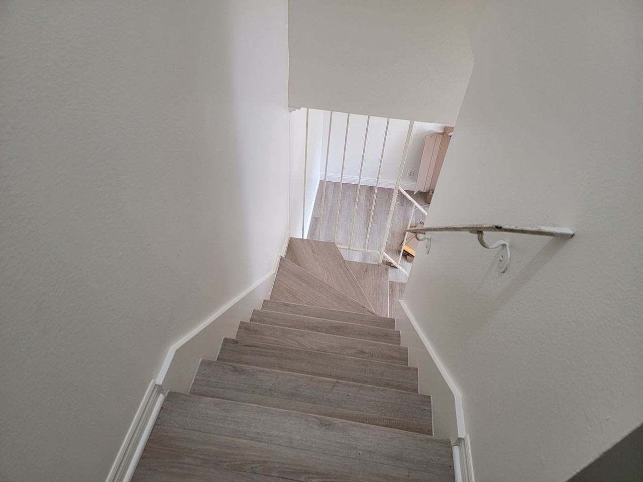 10430 College Dr - Photo 3 of 20