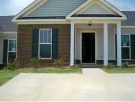 featured image of 725 Whispering Willow Way