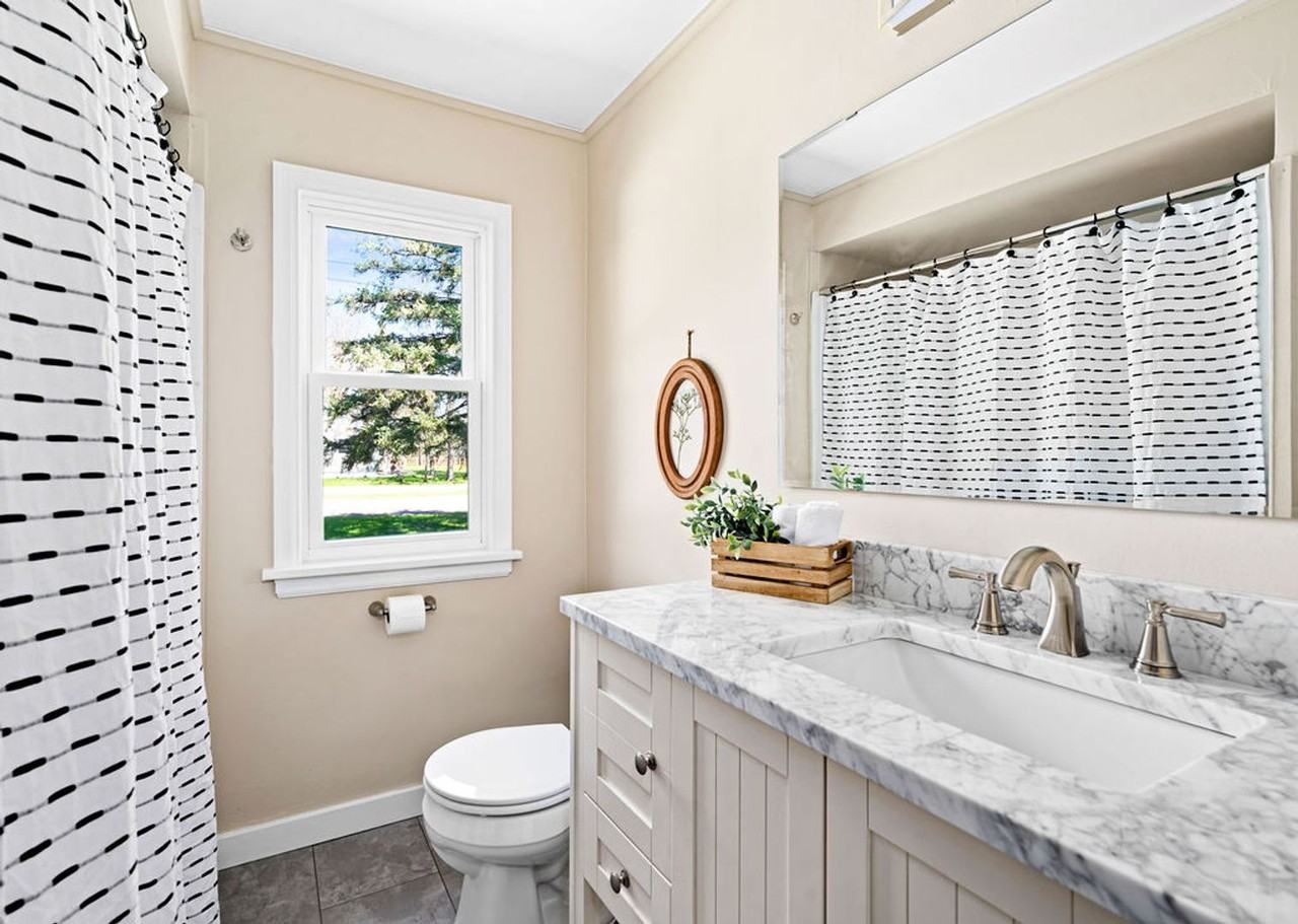 17 E Highway 61 - Photo 2 of 38