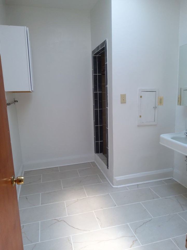 2816 Saint Paul Street - Photo 3 of 17