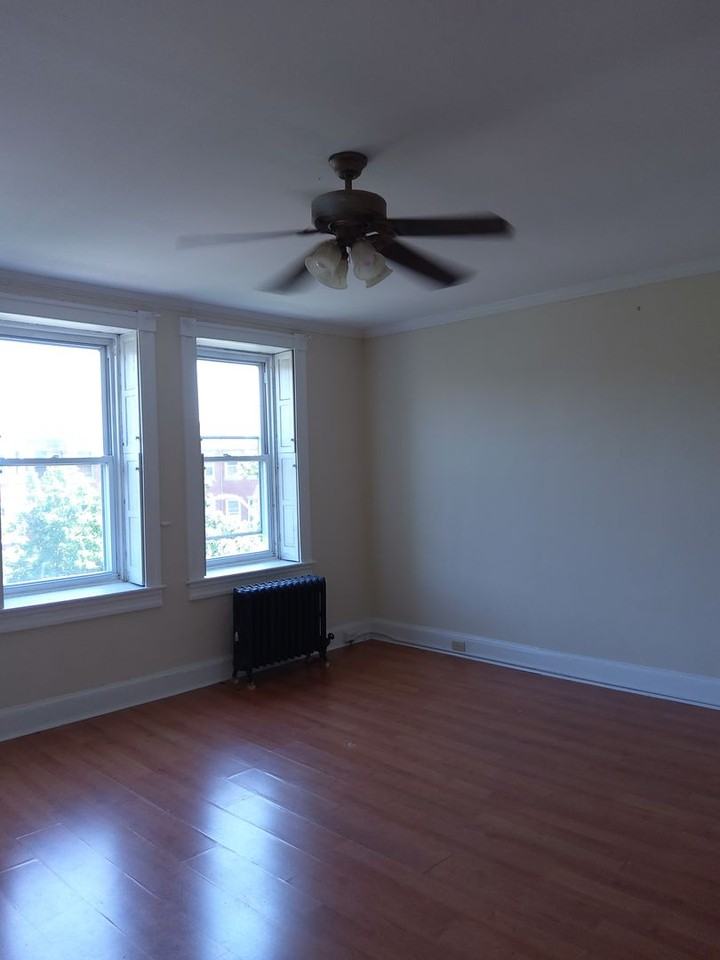 2816 Saint Paul Street - Photo 6 of 17