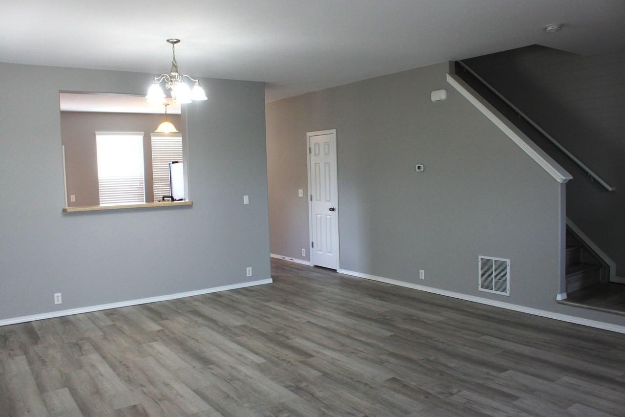 7479 Country Side Grv - Photo 2 of 20