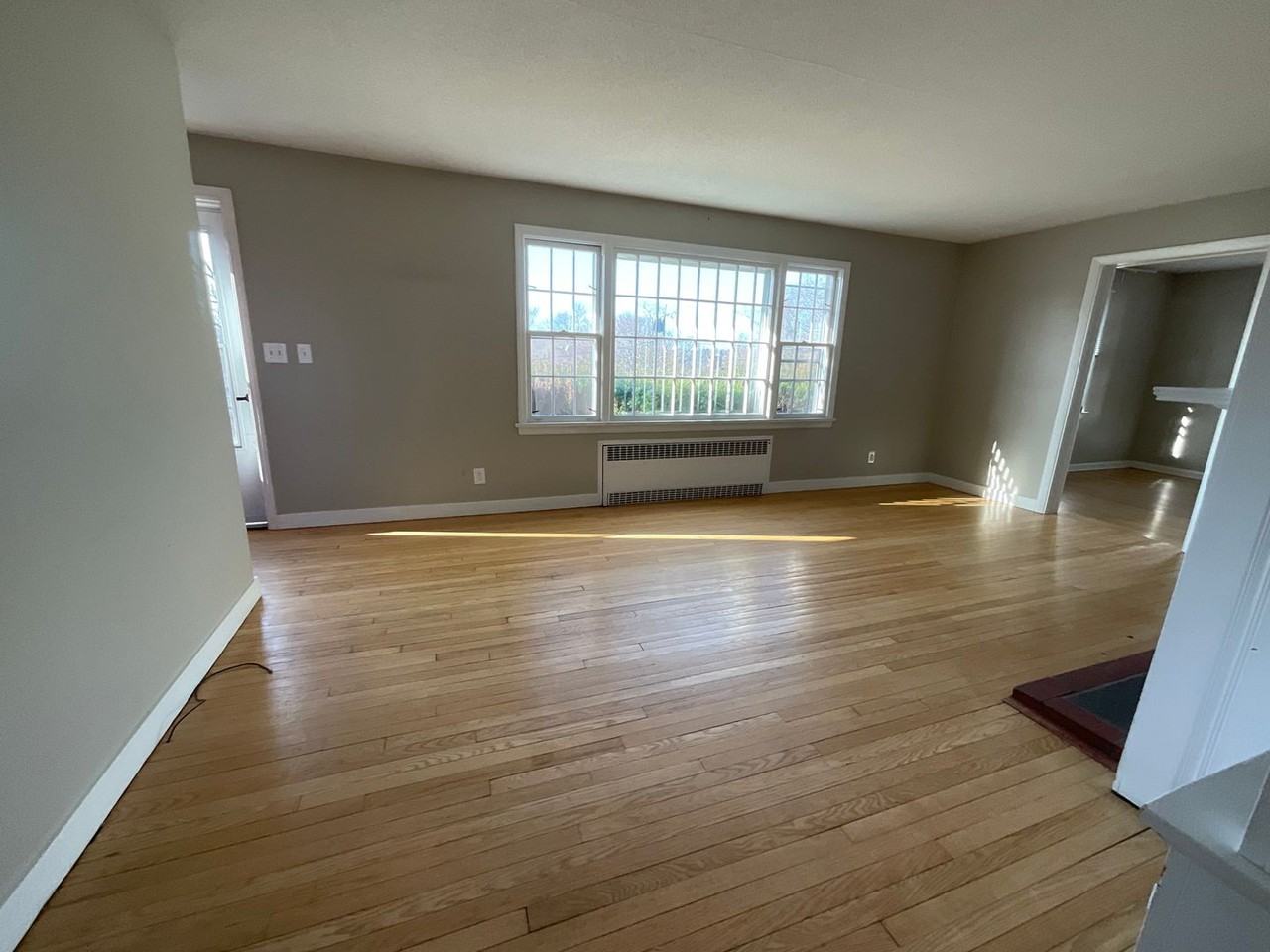 9 Edwards Rd - Photo 5 of 17