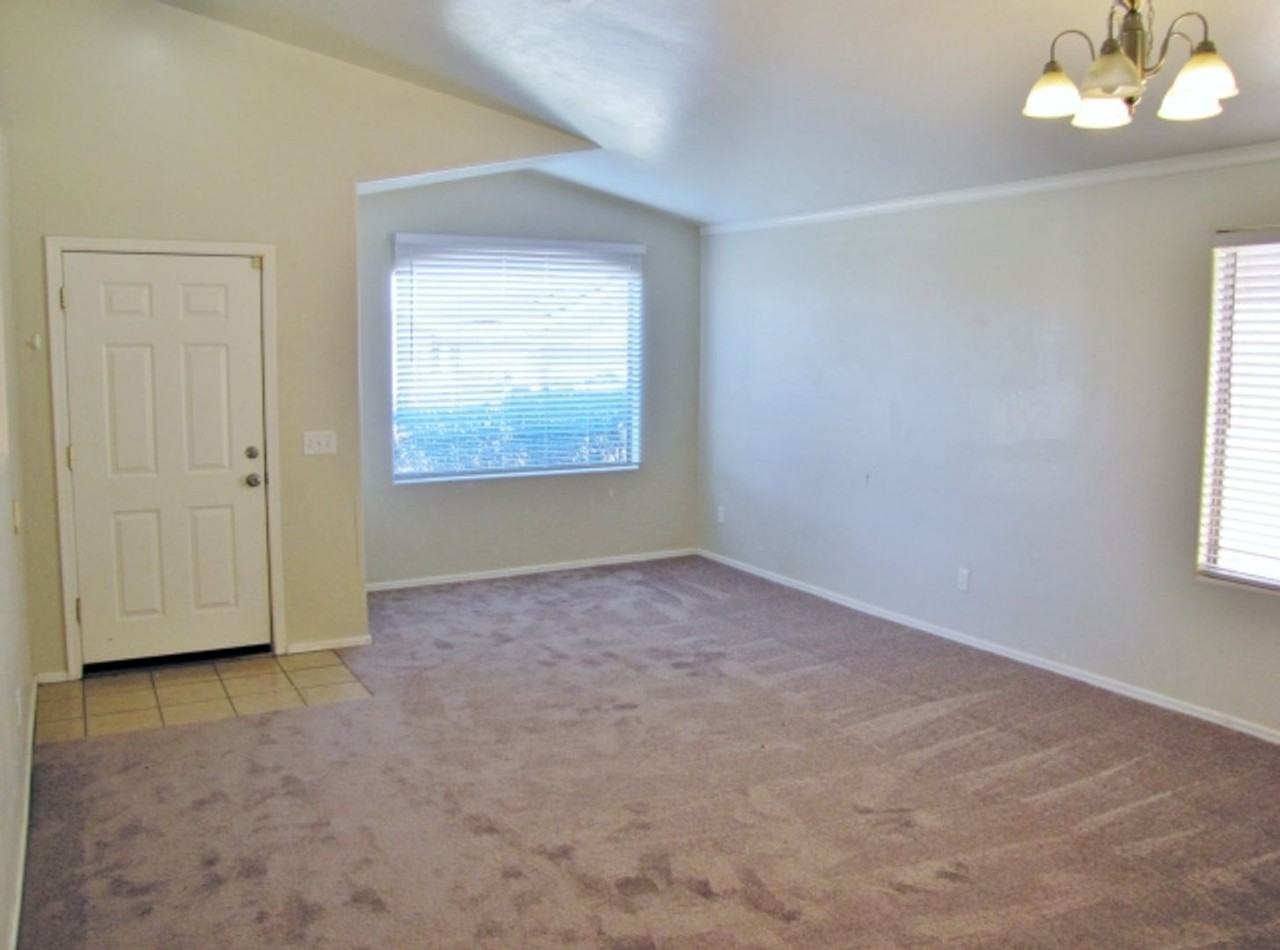 3054 Copper Pointe Dr - Photo 3 of 19