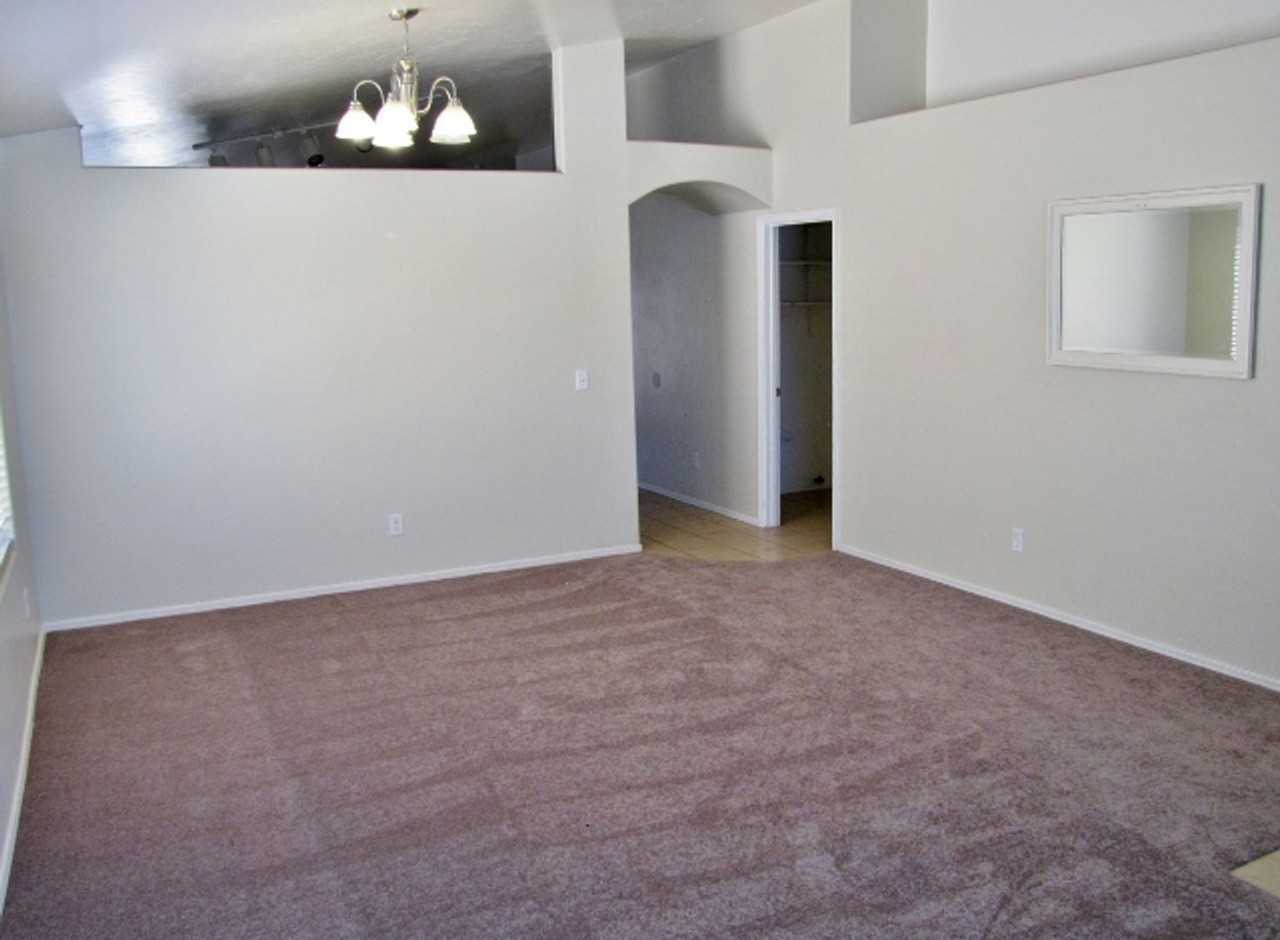 3054 Copper Pointe Dr - Photo 4 of 19