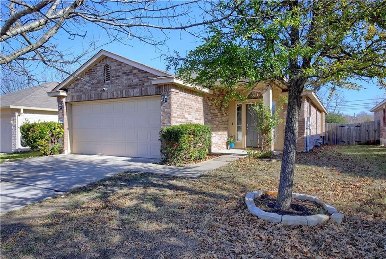 1913 Golden Sunrise Ln - Photo 3 of 19