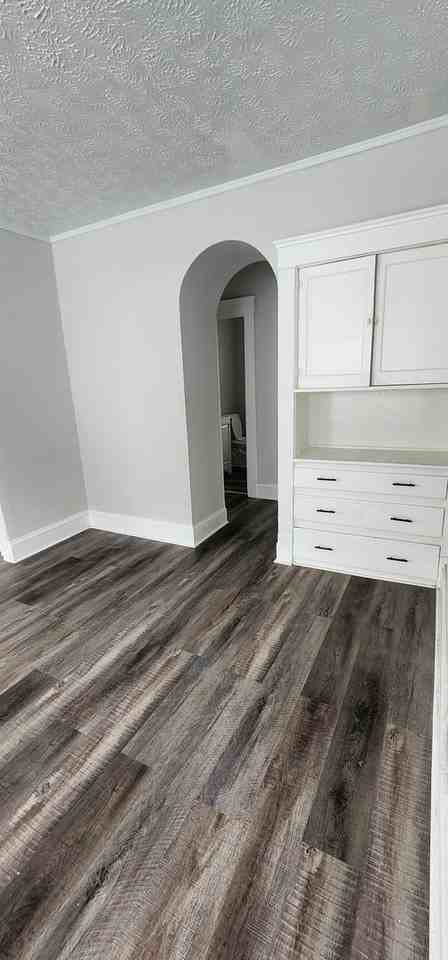 Idlewood Ave - Photo 3 of 21