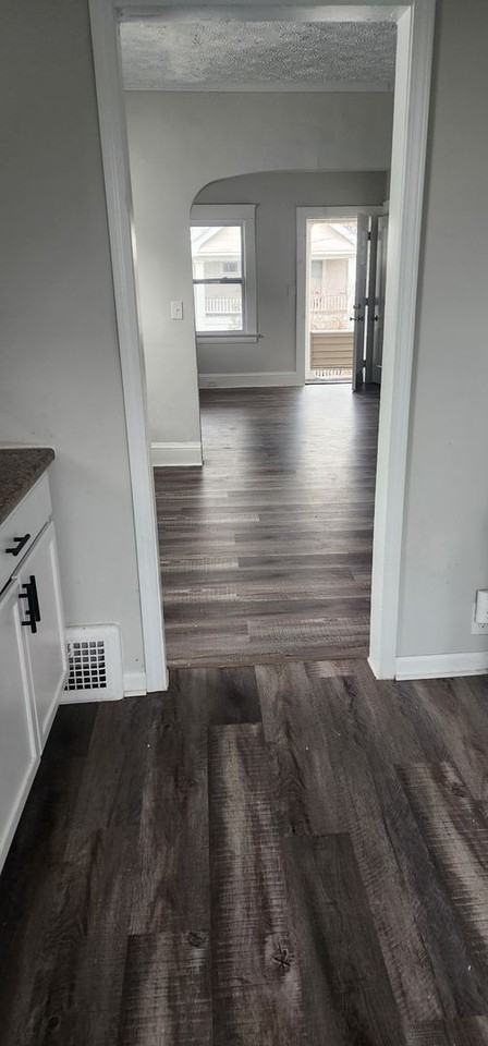 Idlewood Ave - Photo 4 of 21