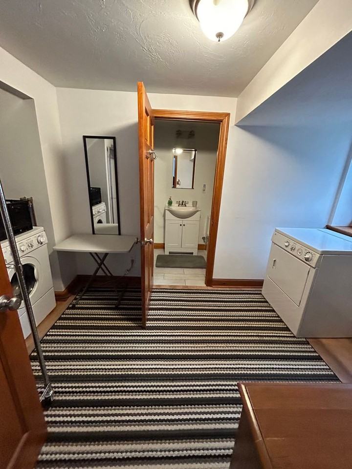 1567 Race Ln - Photo 2 of 5