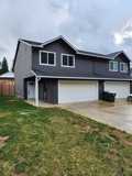 3 Bedroom 2.5 Bath in Winlock - Photo 1 of 1