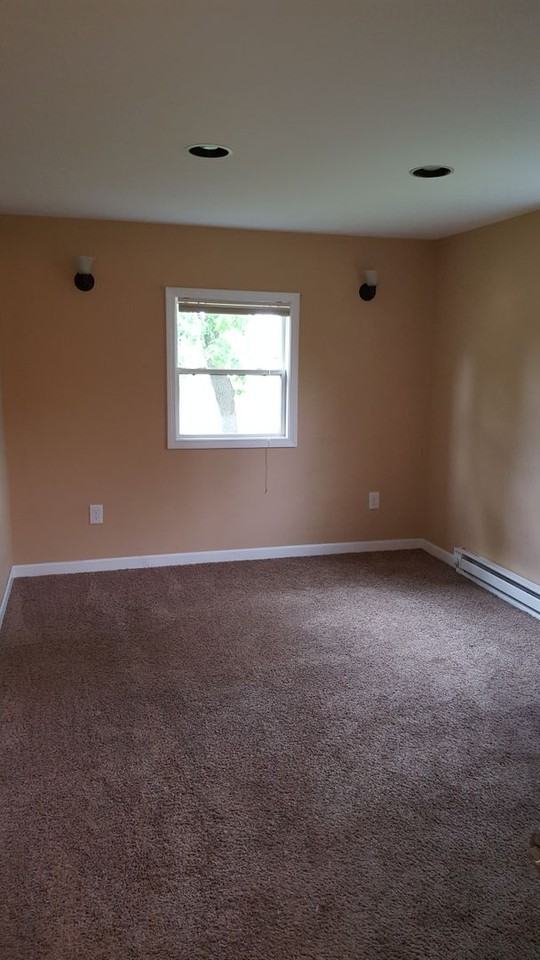 911 21st St N - Photo 3 of 4