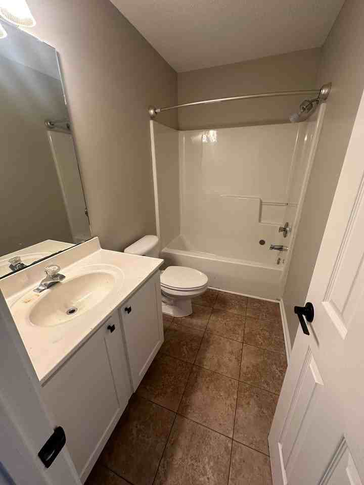 4633 Mcclelland Dr - Photo 2 of 14