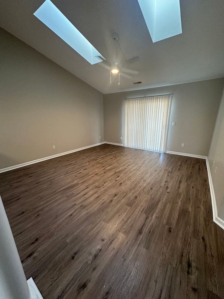 4633 Mcclelland Dr - Photo 7 of 14