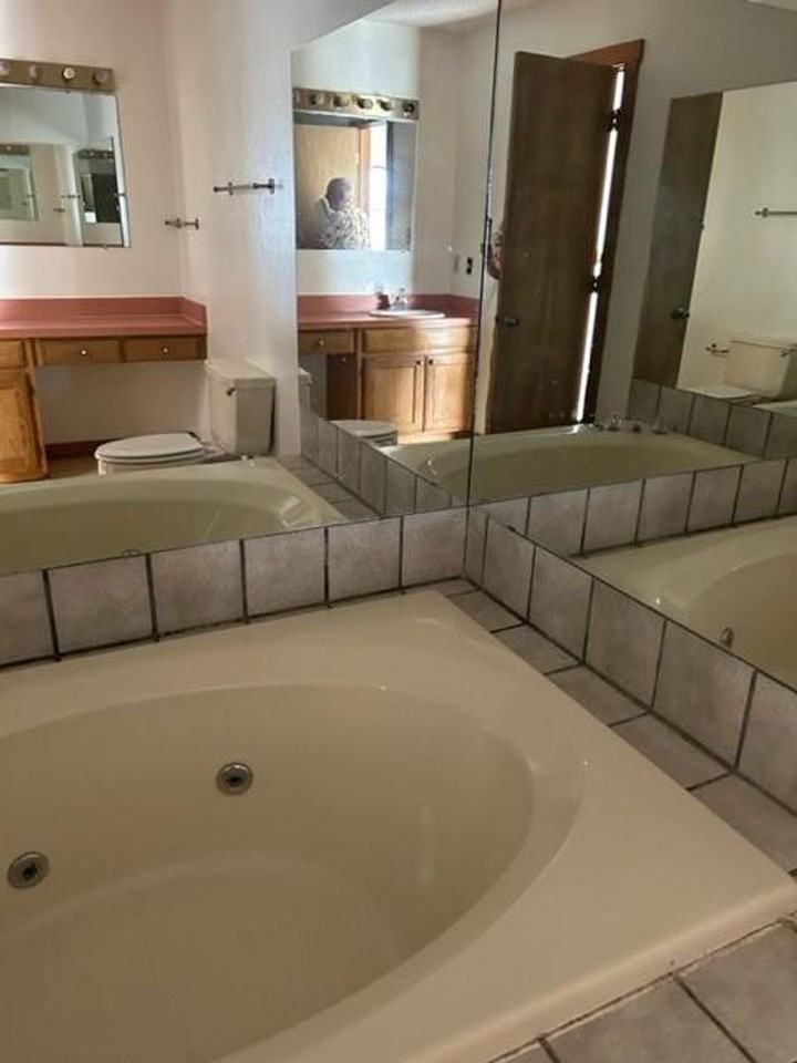 143 PR 1509, Runaway Bay - Photo 2 of 7